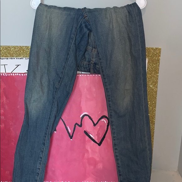 American Eagle Boyfriend Jeans - Picture 4 of 4